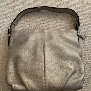 Elegant Coach Champagne Leather Shoulder Bag